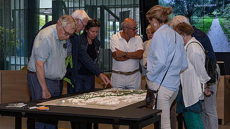Stedenbouwkundige Merel Bakker van BGSV vertelt over het masterplan.